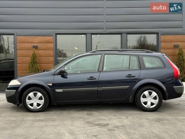 Синий Рено Меган, объемом двигателя 1.6 л и пробегом 300 тыс. км за 3950 $, фото 2 на Automoto.ua