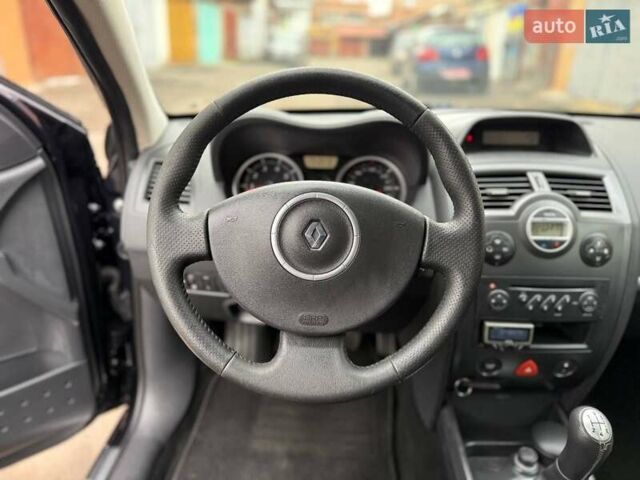 Синий Рено Меган, объемом двигателя 1.6 л и пробегом 151 тыс. км за 5900 $, фото 59 на Automoto.ua