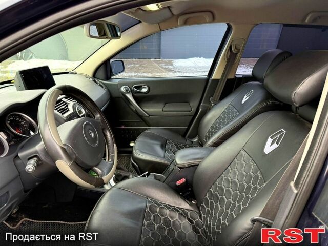 Синий Рено Меган, объемом двигателя 2 л и пробегом 260 тыс. км за 6000 $, фото 5 на Automoto.ua