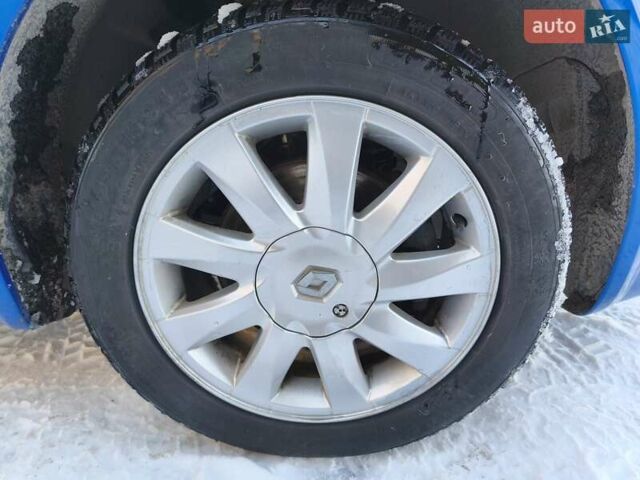 Синій Рено Меган, об'ємом двигуна 1.6 л та пробігом 221 тис. км за 5200 $, фото 29 на Automoto.ua