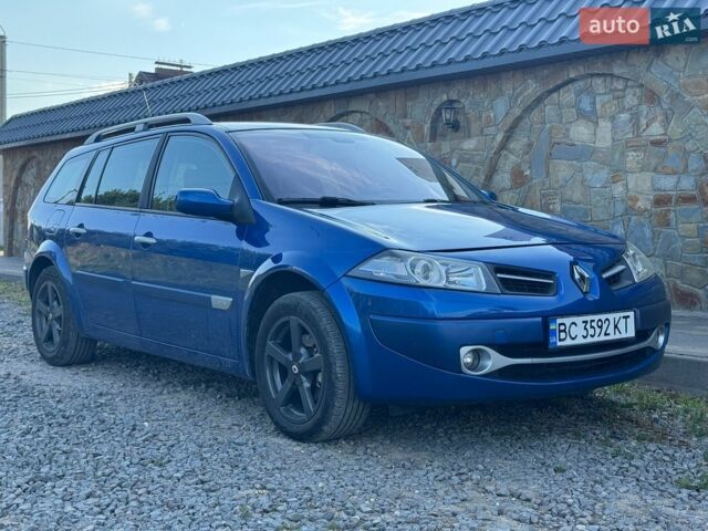 Синий Рено Меган, объемом двигателя 1.6 л и пробегом 296 тыс. км за 4400 $, фото 1 на Automoto.ua
