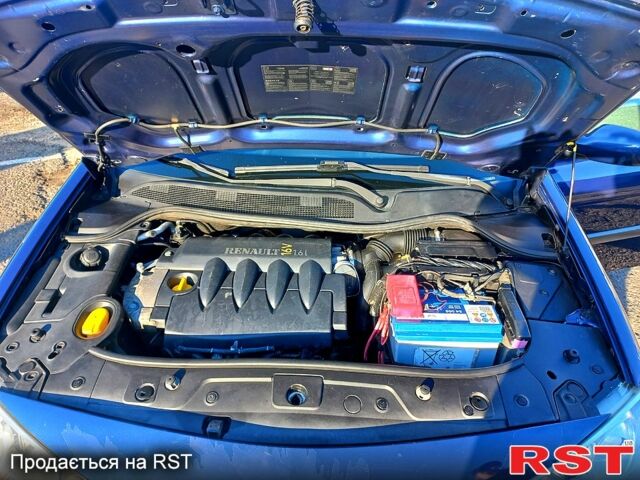 Синій Рено Меган, об'ємом двигуна 1.6 л та пробігом 261 тис. км за 5100 $, фото 8 на Automoto.ua
