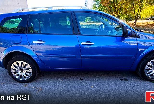 Синий Рено Меган, объемом двигателя 1.6 л и пробегом 200 тыс. км за 5500 $, фото 6 на Automoto.ua