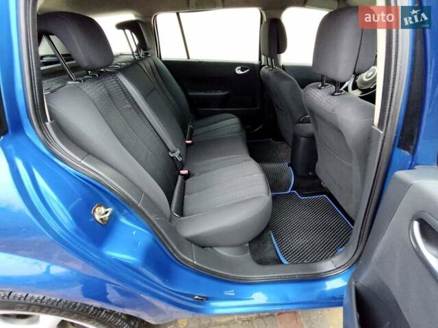 Синий Рено Меган, объемом двигателя 1.6 л и пробегом 292 тыс. км за 5200 $, фото 9 на Automoto.ua