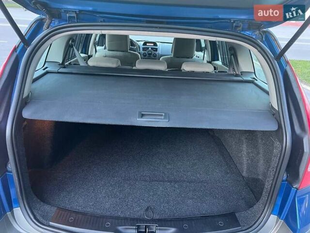 Синий Рено Меган, объемом двигателя 1.6 л и пробегом 260 тыс. км за 4450 $, фото 20 на Automoto.ua