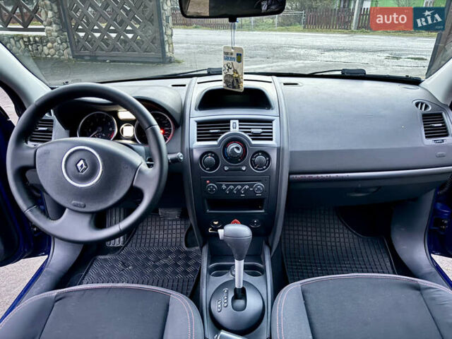 Синій Рено Меган, об'ємом двигуна 1.6 л та пробігом 192 тис. км за 4900 $, фото 16 на Automoto.ua