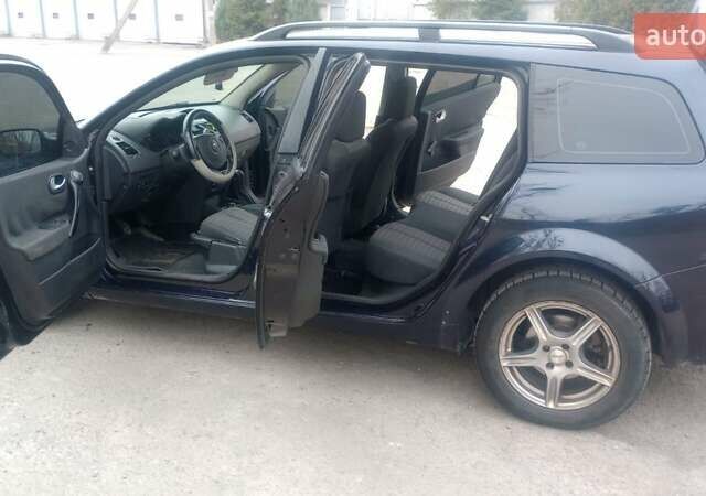 Синий Рено Меган, объемом двигателя 1.5 л и пробегом 170 тыс. км за 4100 $, фото 20 на Automoto.ua