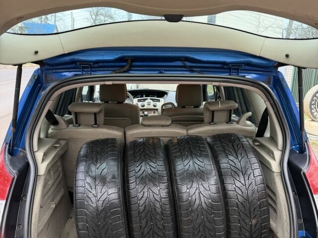 Синий Рено Меган, объемом двигателя 1.9 л и пробегом 300 тыс. км за 2750 $, фото 11 на Automoto.ua