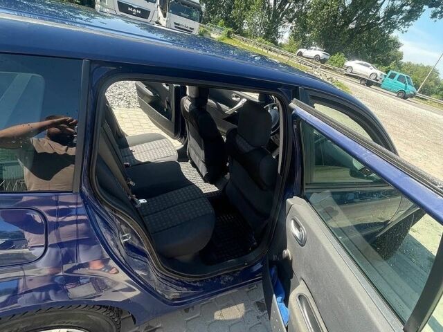 Синій Рено Меган, об'ємом двигуна 1.4 л та пробігом 180 тис. км за 4350 $, фото 2 на Automoto.ua