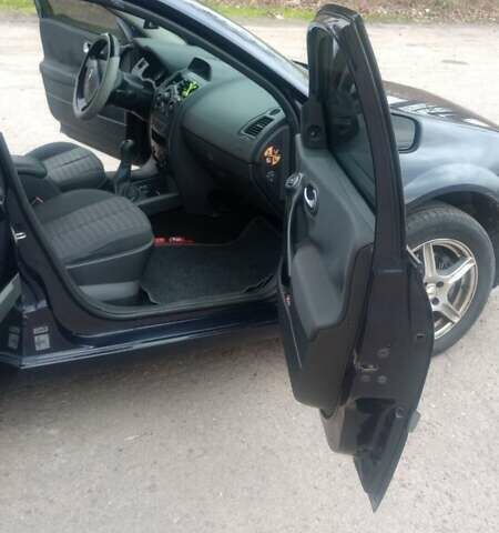 Синий Рено Меган, объемом двигателя 1.5 л и пробегом 170 тыс. км за 4100 $, фото 16 на Automoto.ua