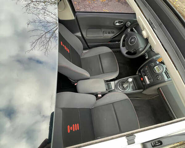 Синій Рено Меган, об'ємом двигуна 1.6 л та пробігом 274 тис. км за 5500 $, фото 29 на Automoto.ua