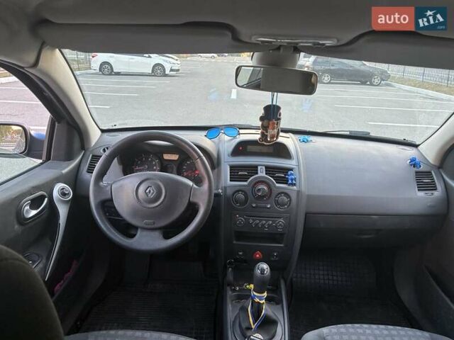 Рено Меган 2007 в Харькове на Automoto.ua Синий Рено Меган, объемом двигателя 1.6 л и пробегом 212 тыс. км за 5500 $, фото 11 на Automoto.ua