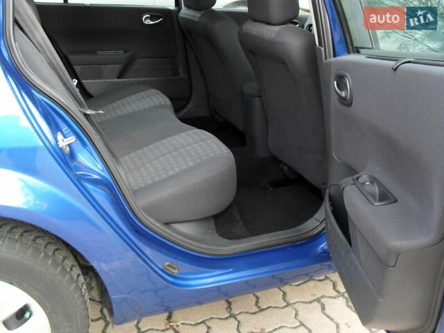 Рено Меган 2007 в Сумах на Automoto.ua Синий Рено Меган, объемом двигателя 1.6 л и пробегом 194 тыс. км за 5700 $, фото 8 на Automoto.ua