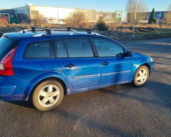 Синий Рено Меган, объемом двигателя 1.6 л и пробегом 300 тыс. км за 4200 $, фото 2 на Automoto.ua
