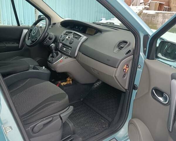 Синий Рено Меган, объемом двигателя 1.6 л и пробегом 149 тыс. км за 6000 $, фото 13 на Automoto.ua