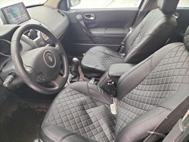 Синій Рено Меган, об'ємом двигуна 1.6 л та пробігом 292 тис. км за 5200 $, фото 3 на Automoto.ua