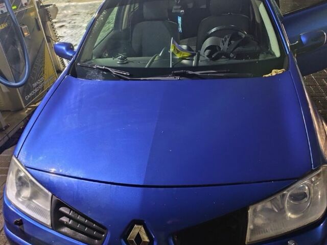 Синий Рено Меган, объемом двигателя 1.6 л и пробегом 270 тыс. км за 4700 $, фото 1 на Automoto.ua