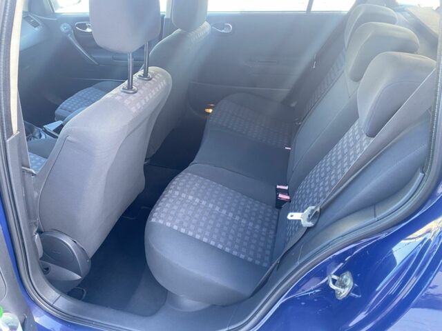 Синій Рено Меган, об'ємом двигуна 0 л та пробігом 195 тис. км за 5600 $, фото 11 на Automoto.ua