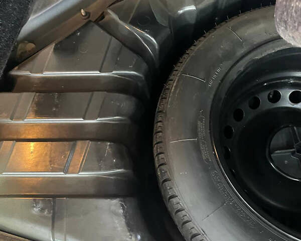 Синій Рено Меган, об'ємом двигуна 1.6 л та пробігом 274 тис. км за 5500 $, фото 42 на Automoto.ua