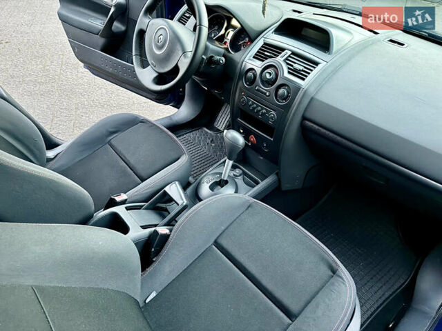 Синій Рено Меган, об'ємом двигуна 1.6 л та пробігом 192 тис. км за 4900 $, фото 15 на Automoto.ua