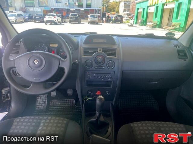 Синий Рено Меган, объемом двигателя 1.6 л и пробегом 260 тыс. км за 5500 $, фото 6 на Automoto.ua