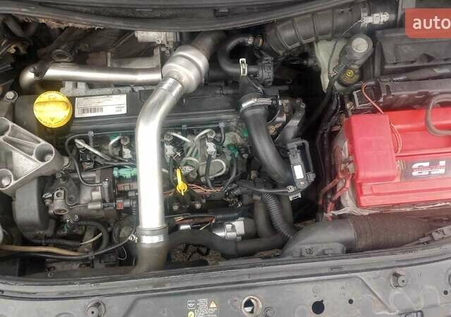 Синій Рено Меган, об'ємом двигуна 1.46 л та пробігом 350 тис. км за 4385 $, фото 6 на Automoto.ua