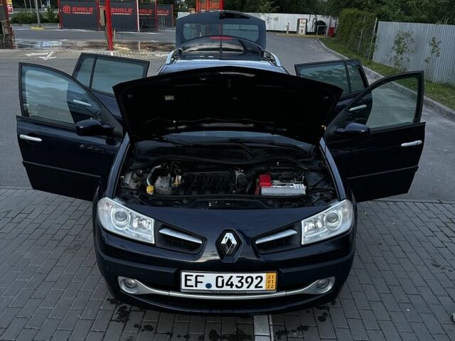 Синій Рено Меган, об'ємом двигуна 1.6 л та пробігом 100 тис. км за 5800 $, фото 7 на Automoto.ua