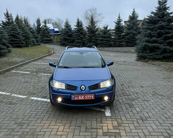 Синій Рено Меган, об'ємом двигуна 1.6 л та пробігом 208 тис. км за 5250 $, фото 5 на Automoto.ua