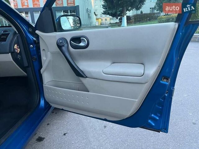 Рено Меган 2007 у Калиновке на Automoto.ua Синій Рено Меган, об'ємом двигуна 1.6 л та пробігом 260 тис. км за 4650 $, фото 28 на Automoto.ua