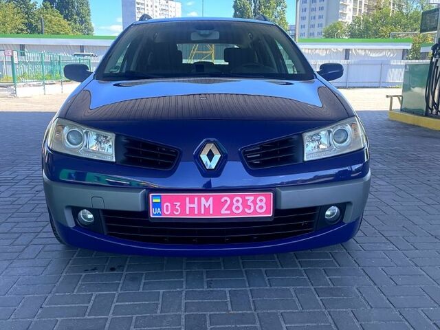 Синий Рено Меган, объемом двигателя 1.6 л и пробегом 260 тыс. км за 5500 $, фото 3 на Automoto.ua