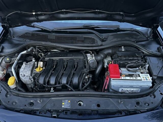 Синій Рено Меган, об'ємом двигуна 1.6 л та пробігом 100 тис. км за 5800 $, фото 8 на Automoto.ua