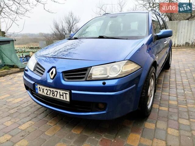 Синий Рено Меган, объемом двигателя 1.6 л и пробегом 292 тыс. км за 5200 $, фото 2 на Automoto.ua