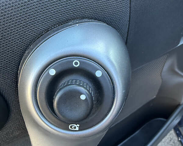 Синий Рено Меган, объемом двигателя 2 л и пробегом 196 тыс. км за 6499 $, фото 19 на Automoto.ua