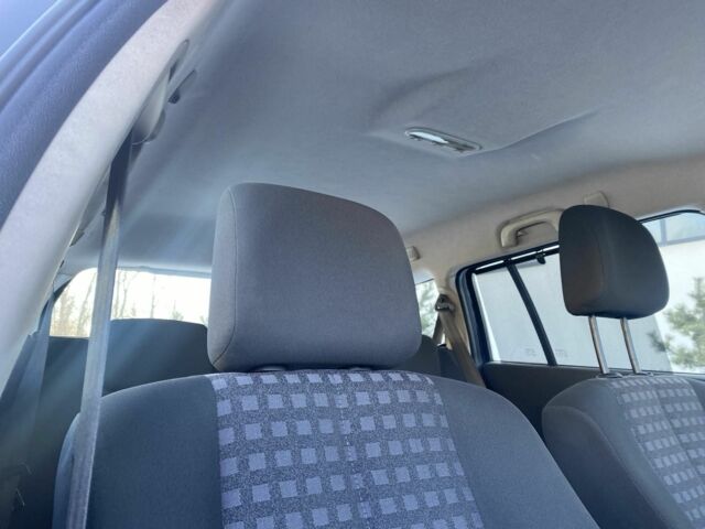 Синій Рено Меган, об'ємом двигуна 0 л та пробігом 195 тис. км за 5900 $, фото 22 на Automoto.ua