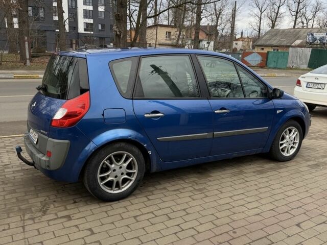 Синий Рено Меган, объемом двигателя 1.9 л и пробегом 300 тыс. км за 2650 $, фото 4 на Automoto.ua