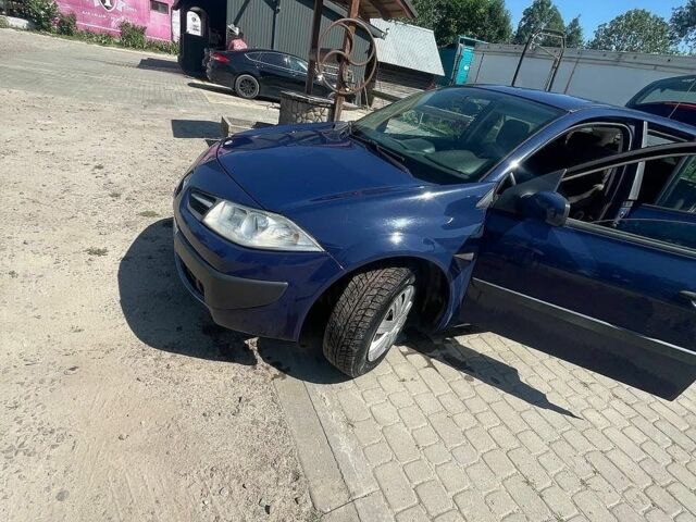 Синій Рено Меган, об'ємом двигуна 1.4 л та пробігом 180 тис. км за 4350 $, фото 1 на Automoto.ua