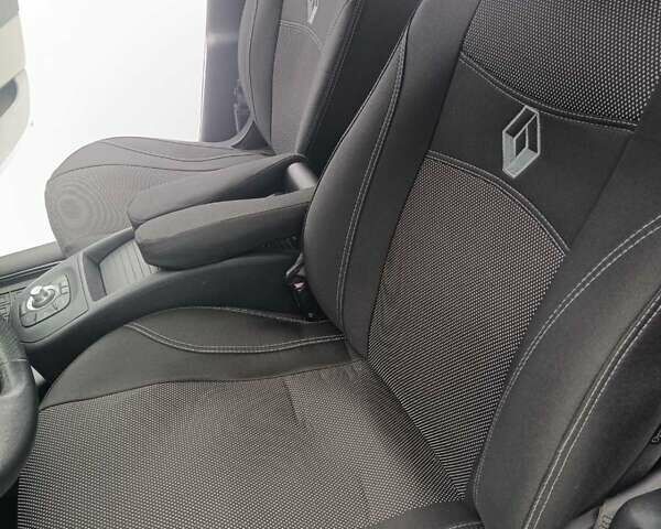 Синий Рено Меган, объемом двигателя 1.6 л и пробегом 149 тыс. км за 6000 $, фото 11 на Automoto.ua