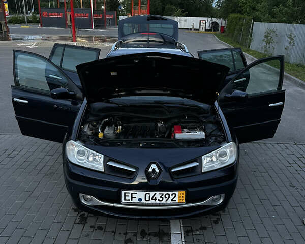 Синий Рено Меган, объемом двигателя 1.6 л и пробегом 100 тыс. км за 6000 $, фото 13 на Automoto.ua