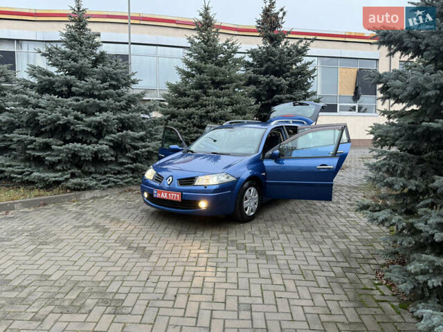 Синій Рено Меган, об'ємом двигуна 1.6 л та пробігом 208 тис. км за 5250 $, фото 15 на Automoto.ua