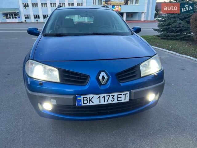 Рено Меган 2007 у Калиновке на Automoto.ua Синій Рено Меган, об'ємом двигуна 1.6 л та пробігом 260 тис. км за 4650 $, фото 4 на Automoto.ua