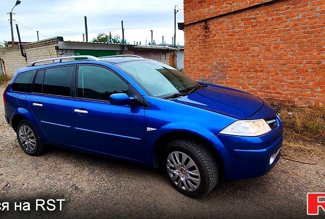 Синий Рено Меган, объемом двигателя 1.6 л и пробегом 200 тыс. км за 5500 $, фото 9 на Automoto.ua