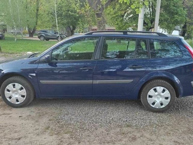 Синий Рено Меган, объемом двигателя 1.6 л и пробегом 217 тыс. км за 4999 $, фото 2 на Automoto.ua