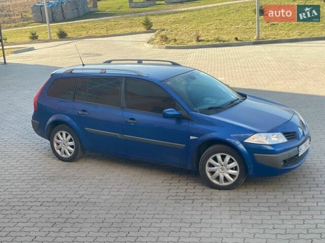 Синий Рено Меган, объемом двигателя 1.6 л и пробегом 230 тыс. км за 4800 $, фото 2 на Automoto.ua