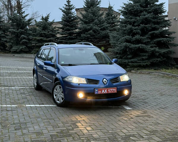 Синій Рено Меган, об'ємом двигуна 1.6 л та пробігом 208 тис. км за 5250 $, фото 2 на Automoto.ua