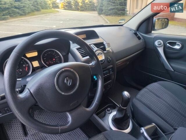 Синій Рено Меган, об'ємом двигуна 1.6 л та пробігом 217 тис. км за 4950 $, фото 33 на Automoto.ua