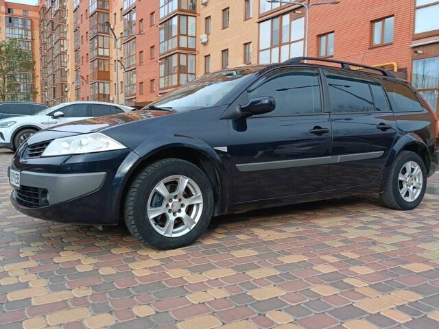 Синий Рено Меган, объемом двигателя 1.6 л и пробегом 200 тыс. км за 5200 $, фото 15 на Automoto.ua