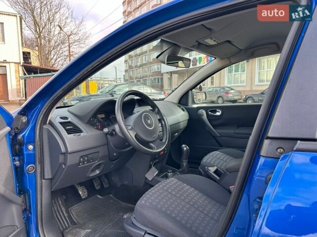 Синій Рено Меган, об'ємом двигуна 1.6 л та пробігом 190 тис. км за 5250 $, фото 13 на Automoto.ua