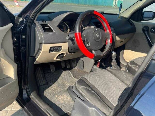 Синій Рено Меган, об'ємом двигуна 2 л та пробігом 288 тис. км за 5500 $, фото 8 на Automoto.ua