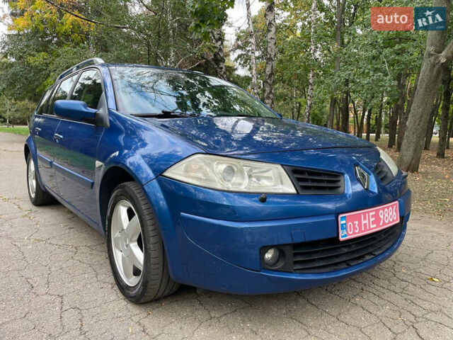 Синий Рено Меган, объемом двигателя 1.6 л и пробегом 261 тыс. км за 4799 $, фото 7 на Automoto.ua