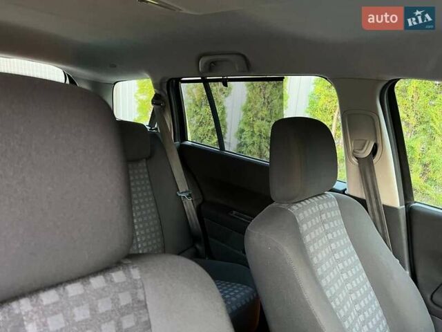 Синий Рено Меган, объемом двигателя 1.6 л и пробегом 212 тыс. км за 5600 $, фото 112 на Automoto.ua